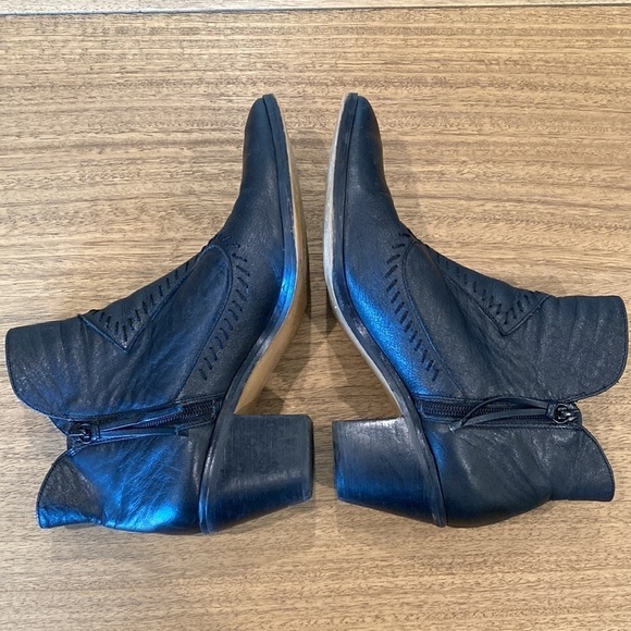 Rebecca Minkoff Lulu Black Leather Booties - Picture 4 of 9